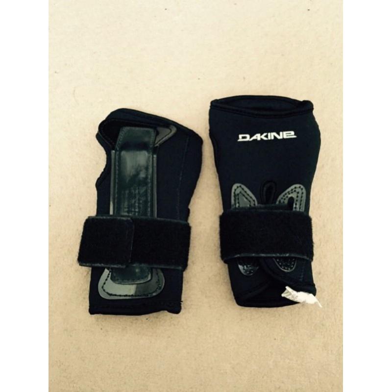 Wrist protectors