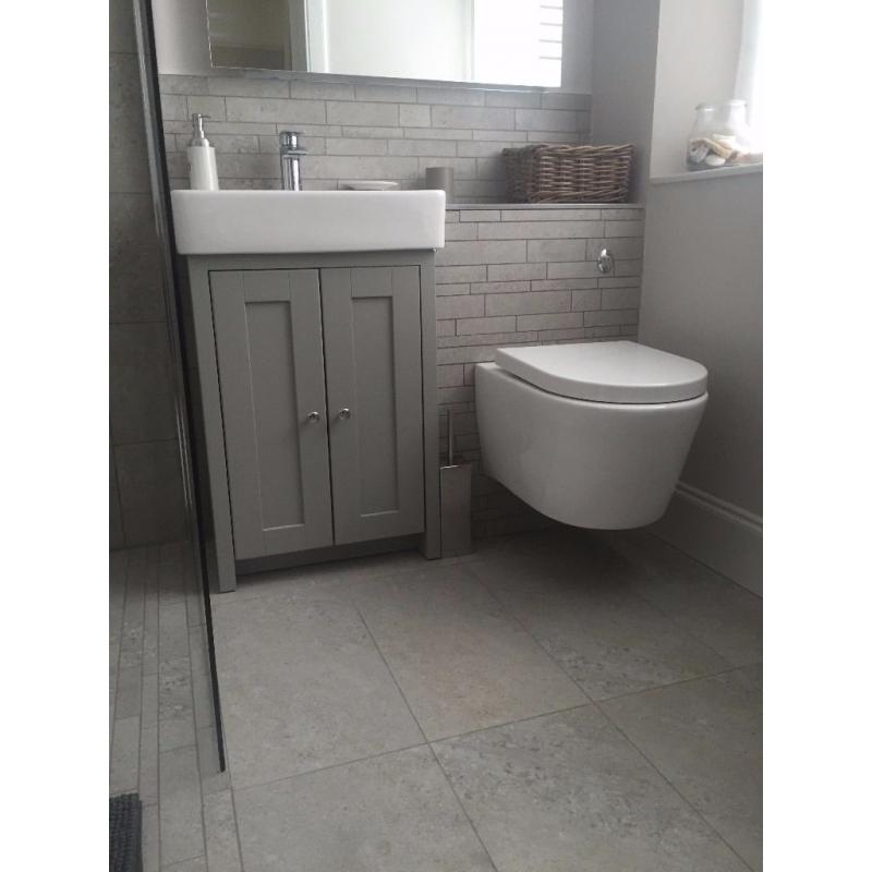 Professional Bathroom Fitters Edinburgh - Call 0131 278 0506 for free Quote