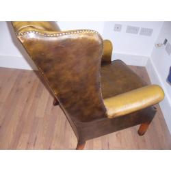 PEGASUS GOLDEN BROWN /GREEN LEATHER QUEEN ANNE WING BACK FIRESIDE CHAIR CHESTERFIELD VINTAGE QUALITY