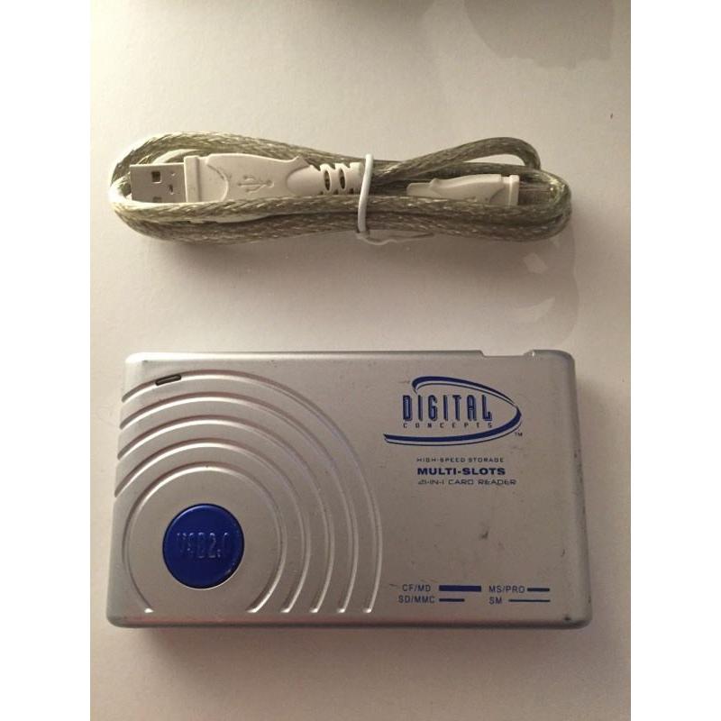 Multiple card reader