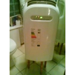 9000 BTU air conditioner. Spares or repair. Working but hoses heat up!?