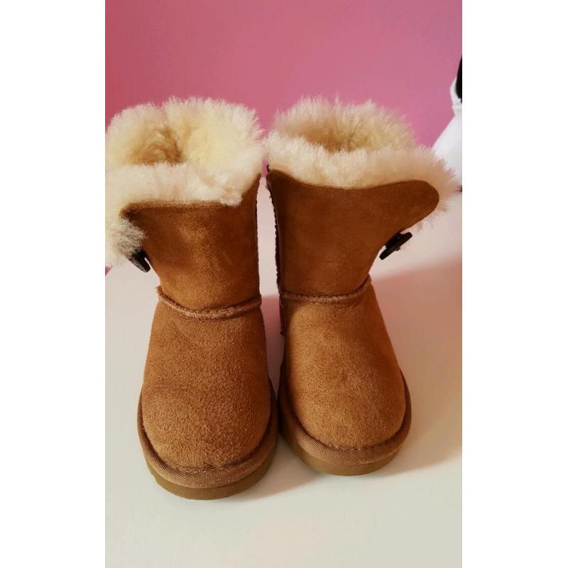 Childrens Ugg boots toddler size 5