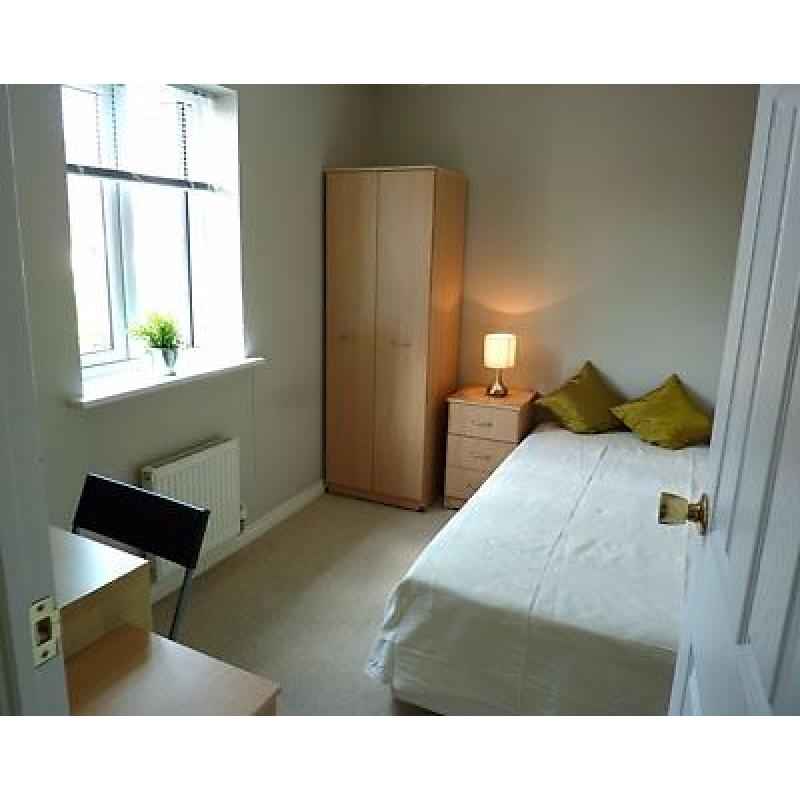 College Way, Filton - Rooms to rent opposite Airbus, just off Filton Avenue