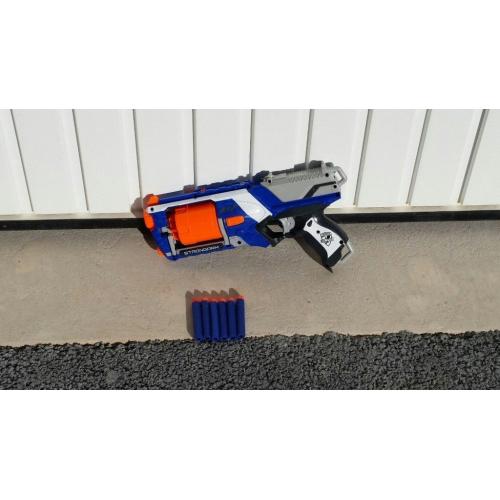 Nerf Elite Strong Arm (Two Availibile)