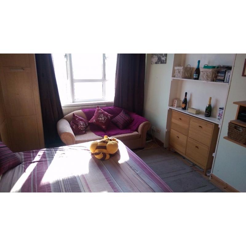 Couple Room Stockwell very nice place