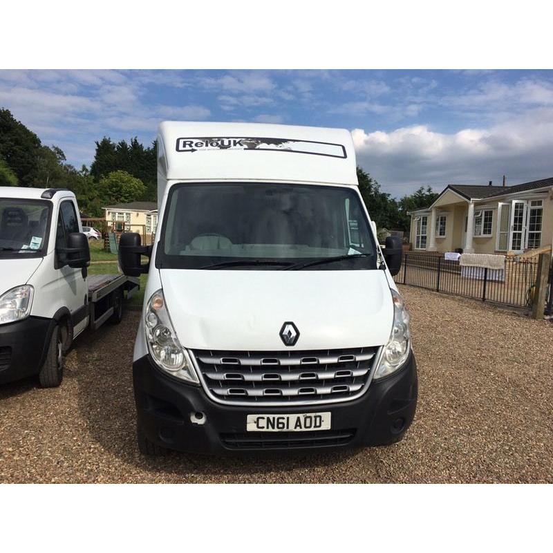 Renault master Luton low loader 2011