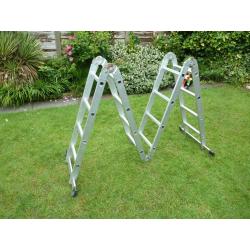 Folding Aluminium ladder - 4.68m