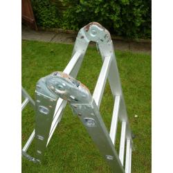 Folding Aluminium ladder - 4.68m