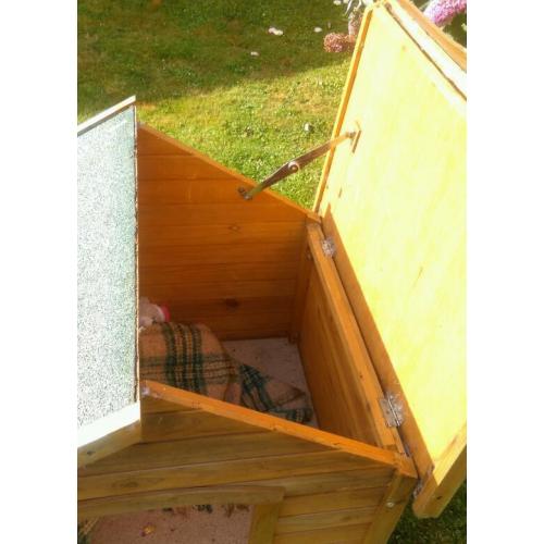 Dog kennel