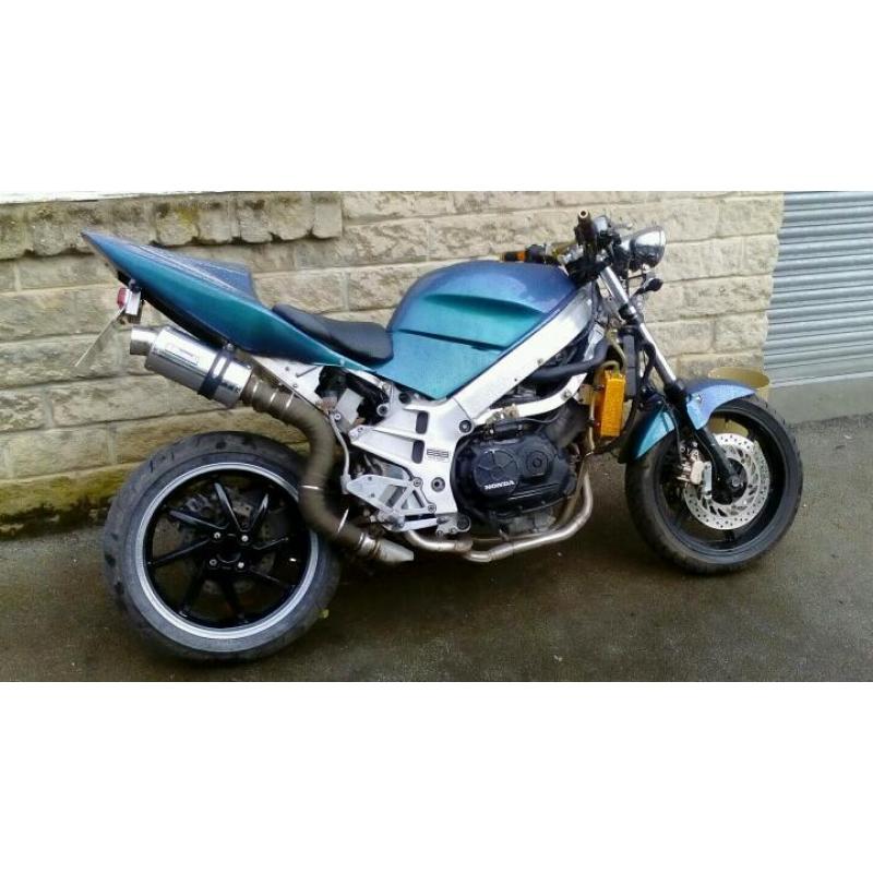Vfr750 honda offers welcome