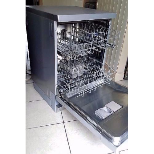 Bosch SMS50T02GB - 60cm Dishwasher in silver, 12 Pl/Set A+AA Rated