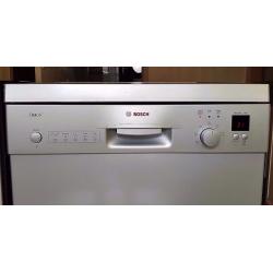 Bosch SMS50T02GB - 60cm Dishwasher in silver, 12 Pl/Set A+AA Rated