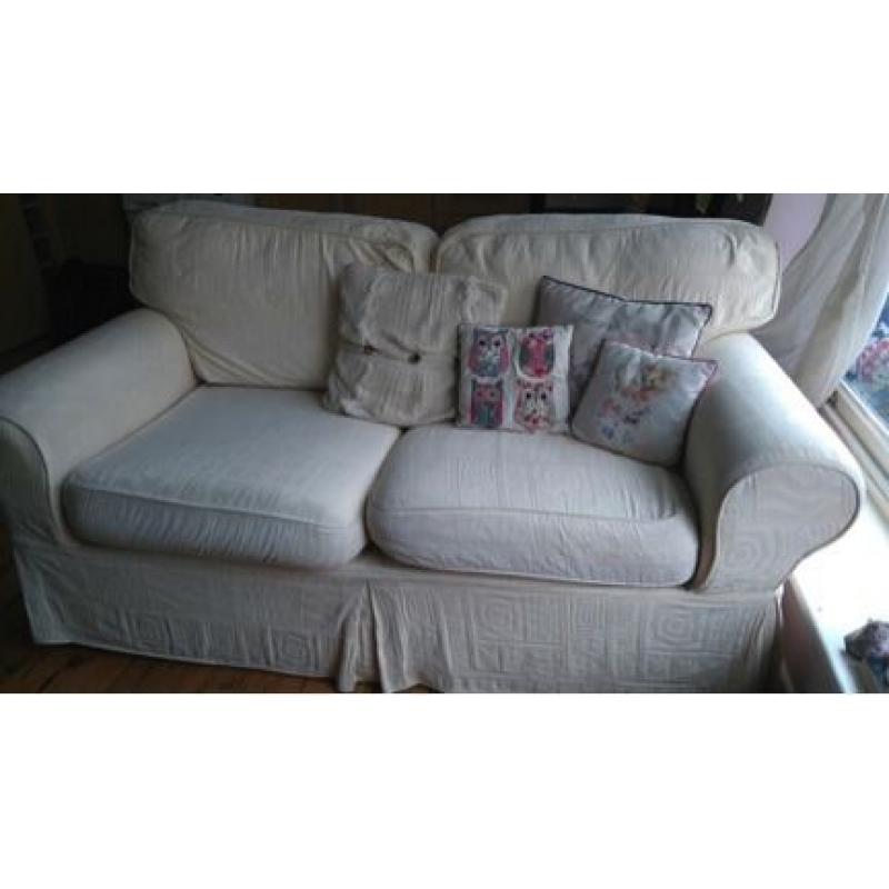 Cream 2 seater sofa in excellent condition