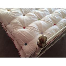 Lulu Guinness buttoned bedspread/eiderdown