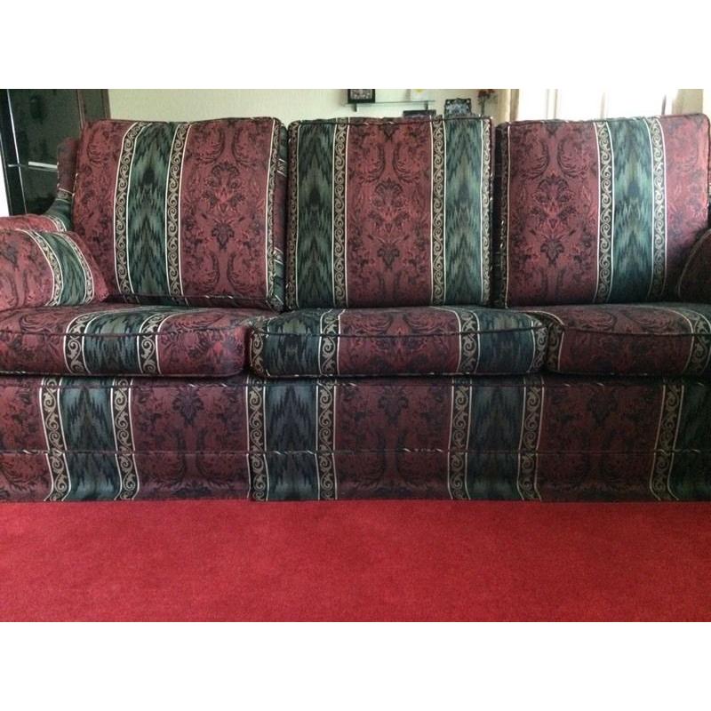 Free 3 seater comfy sofa