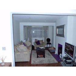 Fantastic double room in friendly house close to station and amenities, GBP 695 pcm o.n.o