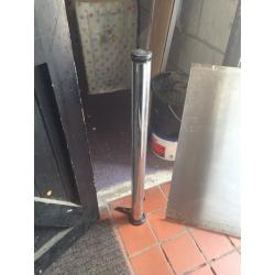 Breakfast bar leg and work top