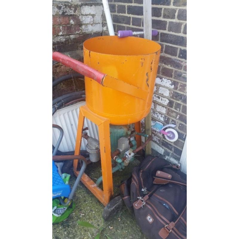 Sandblaster good condition