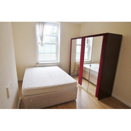 R. TWO SINGLE ROOMS (SAME FLAT) 2min walk to Archway!! BILLS INCL!!