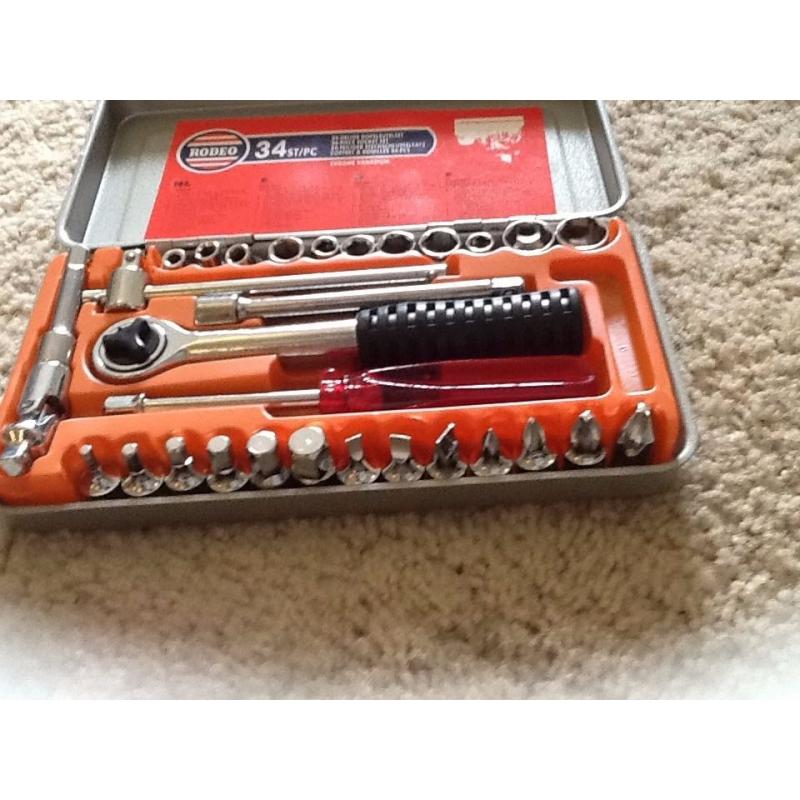 34 piece Socket set NEW