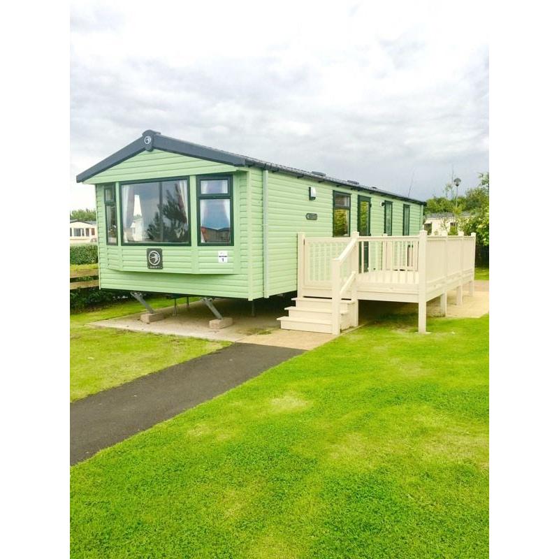 CARAVAN 4 SALE, SITE FEES UNTIL 2018, DECKING, STUNNING PARK! READ THE REST BELOW