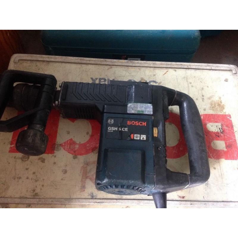 Job lot of Makita and Bosch breakers and hammer drills