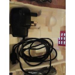 Samsung SGH J600 - Pink (O2/Tesco) Mobile Phone, Wall Charger, Ear Phones, Box and booklets