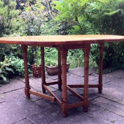 Large Real Wood Farmhouse Drop Leaf Dining Gate Leg Table Needs TLC / Can Deliver