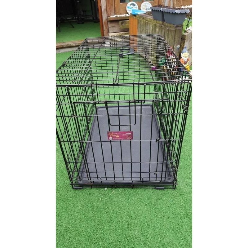 dog crate medium 30.5Lx19.5Wx21.25H in