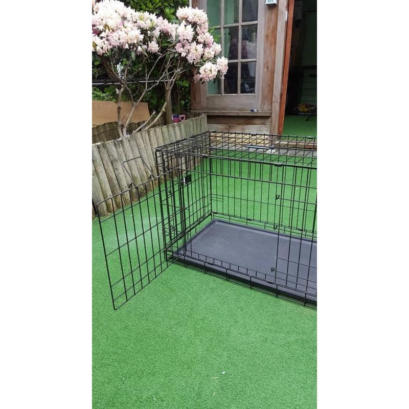 dog crate medium 30.5Lx19.5Wx21.25H in