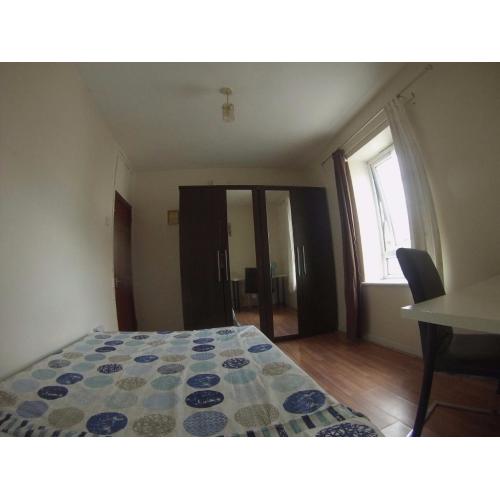 STUNNING DOUBLE FOR ONE PERSON! 130PW! READY TO GRAB! MILE END ZONE 2!