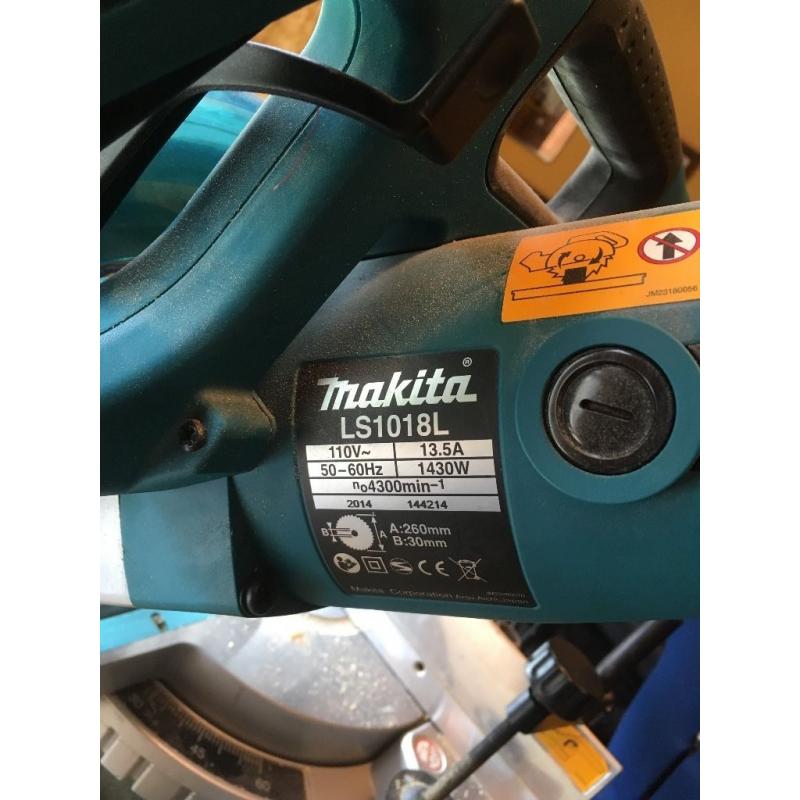 Makita Saw, stand & transformer bundle - Immaculate condition used twice