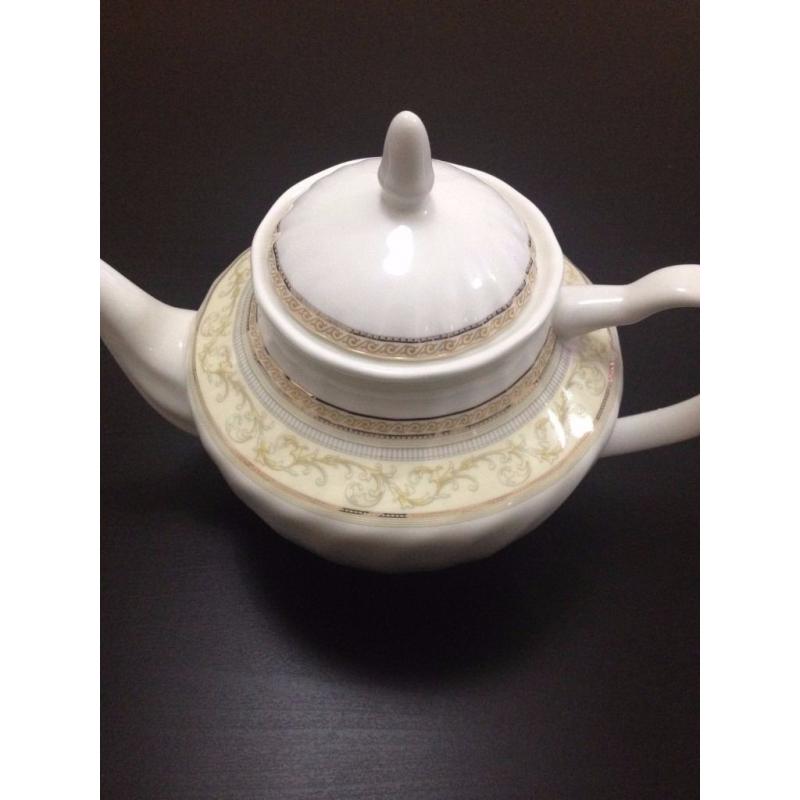 Designer Gold Fine Bone China 3 Piece Teapot Set