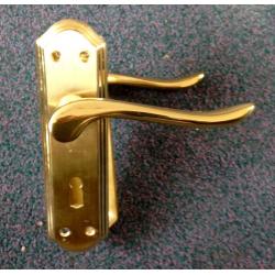 2 PAIRS (4)CARLISLE SOLID BRASS POLISHED BRASS DOOR HANDLES +2 BRASS EASI T LEVER MORTICE LOCKS