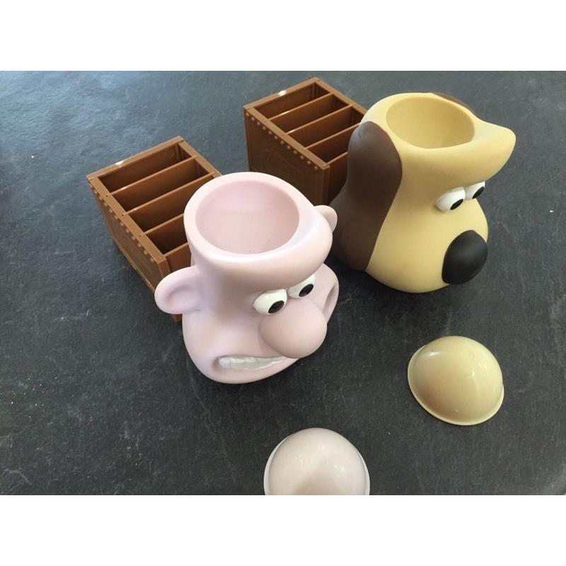 Wallis and gromit collectable egg cup set