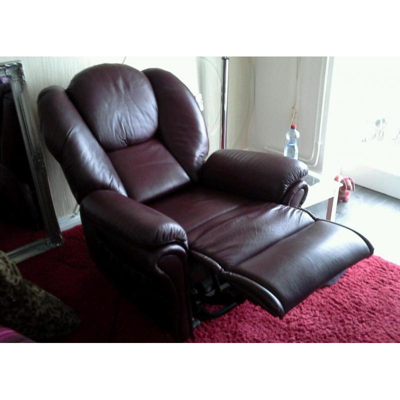 Leather rise and recline chair