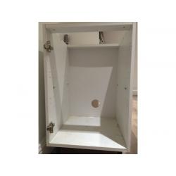 Kitchen Base cabinet from B&Q, White colour, Fairly NEW, 50(W)x72(H)x50(D)cm