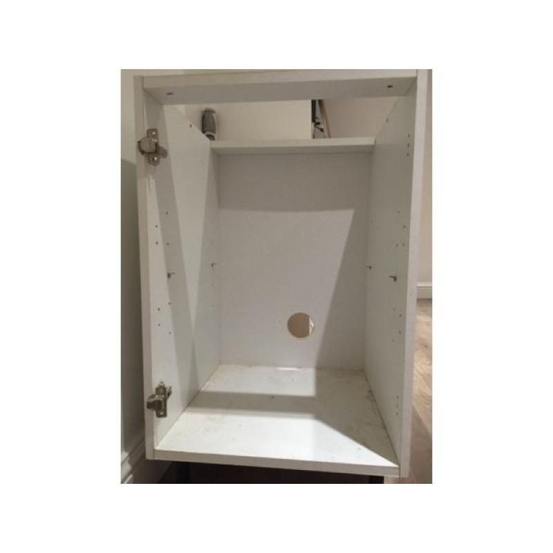 Kitchen Base cabinet from B&Q, White colour, Fairly NEW, 50(W)x72(H)x50(D)cm