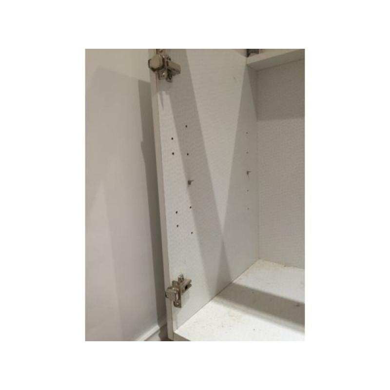Kitchen Base cabinet from B&Q, White colour, Fairly NEW, 50(W)x72(H)x50(D)cm