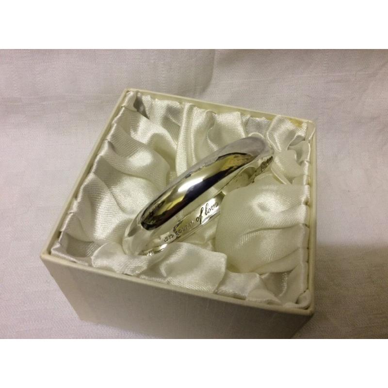 Silver-plated bangle - "oceans of love"