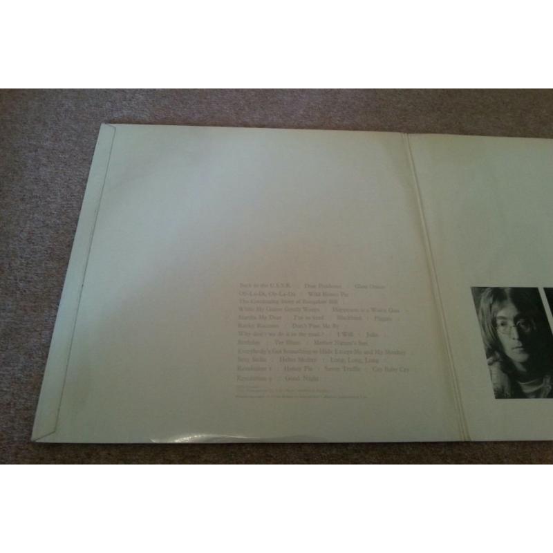 Beatles White Album numbered 1st Press Very Good Condition