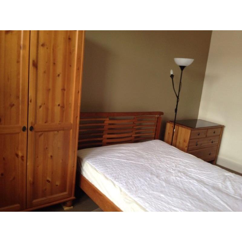 FRIENDLY FLATMATE NEAR BYRES ROAD INCLUDES CT