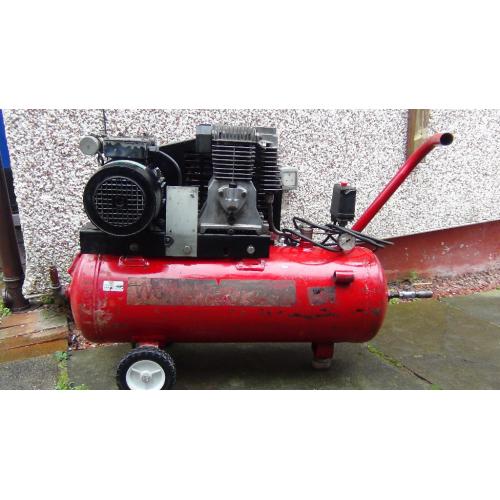 WolfAir belt driven air compressor 50 ltr