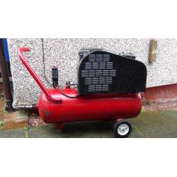 WolfAir belt driven air compressor 50 ltr