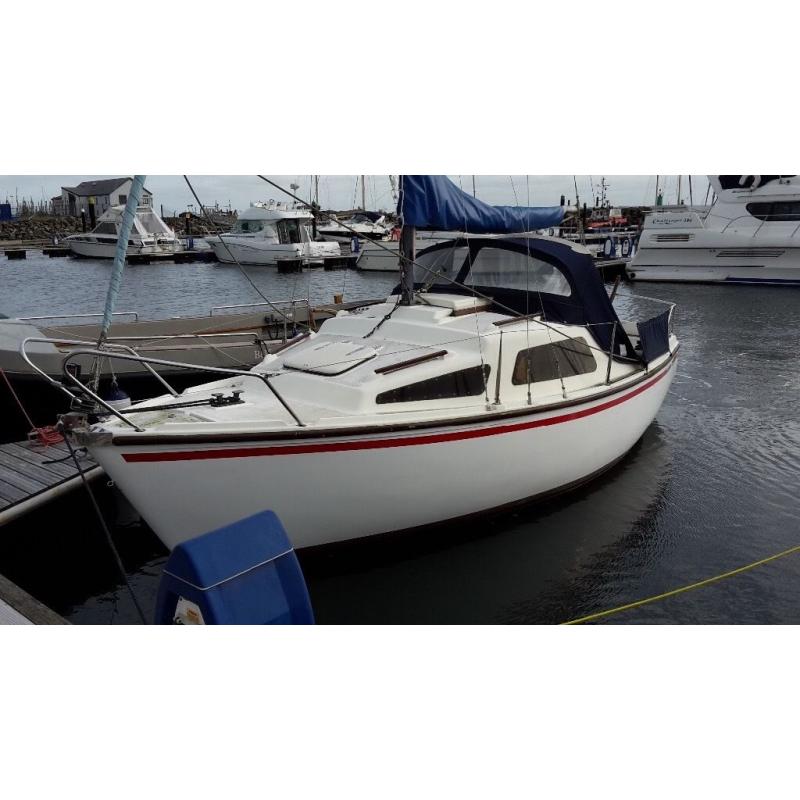 Sailing boat