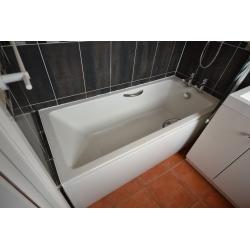 1600x700 Bath and Taps complete with front panel, grab handles and waste