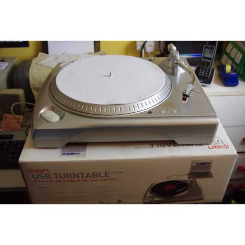 USB Turntable. The easiest way to digitize your vinyl collection.