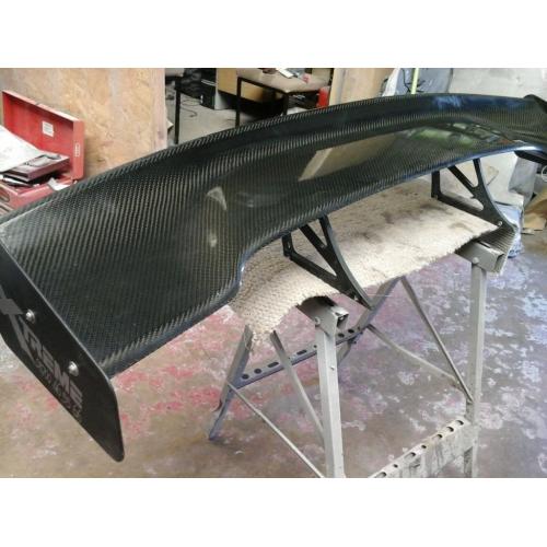 Carbon fibre rear wing
