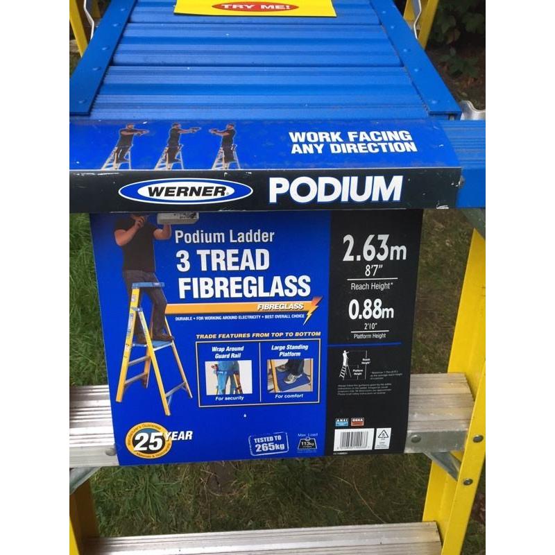 Podium ladder