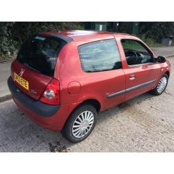 Renault clio only 76520 mileage